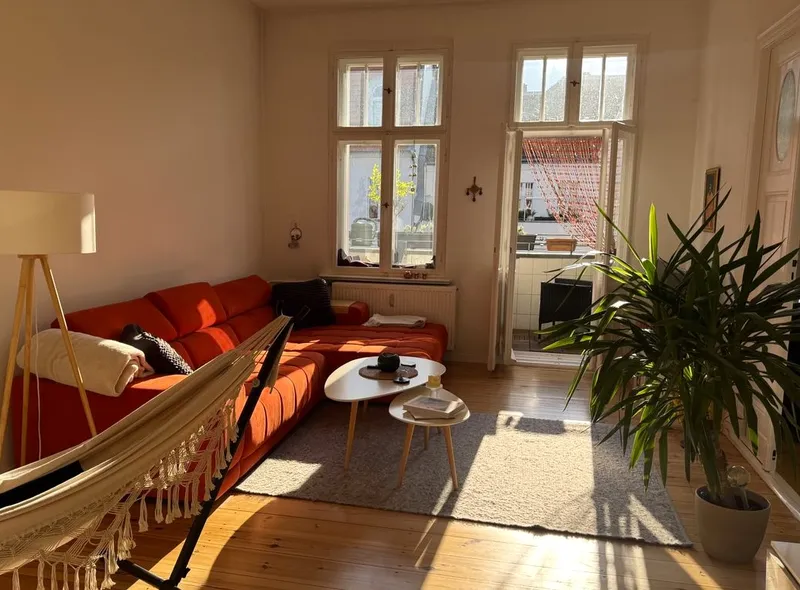 Großzügige, helle 3-Zimmer-Altbauwohnung mit Balkon in Charlottennburg — photo 1